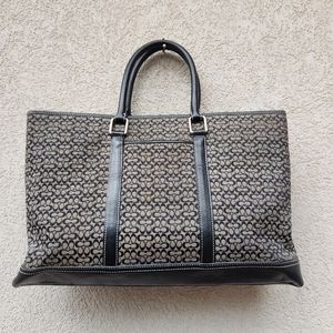 Coach Handbag Black Leather Signature Tote Pockets Zipper Office Work Purse